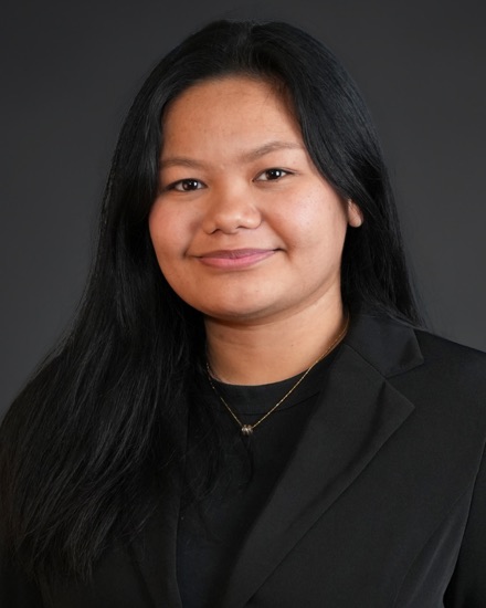 Bea Fritz D. Ruiz, Senior Accountant