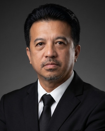 Johnson Galang, Sales Specialist