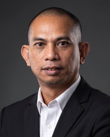 Roxan Siapno, Sales Specialist